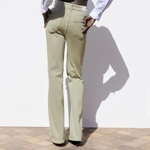 Zara High Rise Flare Fit Jeans Light Khaki - Picture 3 of 10